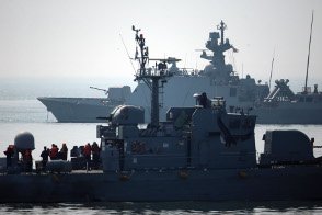S. Korean warships near NLL (© picture alliance / Yonhap) S. Korean warships near NLL
